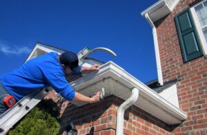 How Roof Plumbers Manage Roof Drainage Systems Efficiently?